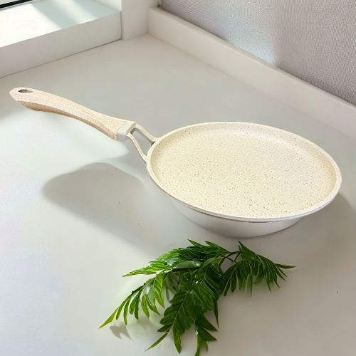 CREPIERE EN GRANITE 24 CM