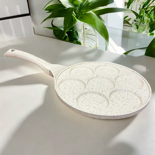 CREPIERE EN GRANITE 26 CM