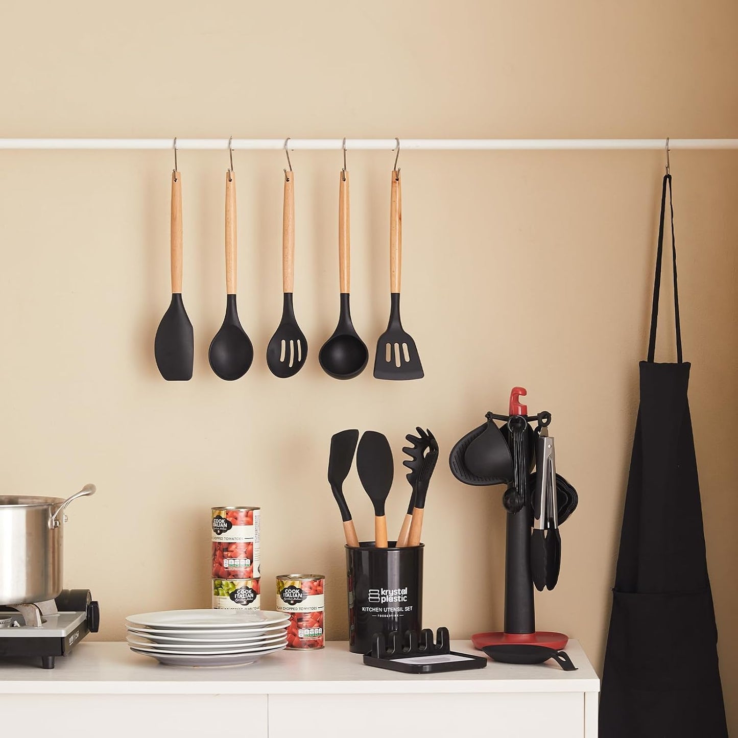 LOUCHES DE CUISINE NOIR