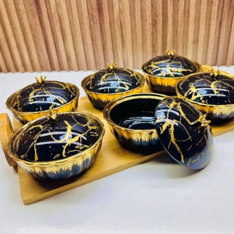 RAMEQUINS EN PORCELAINE