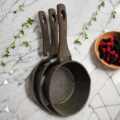 3 CASSEROLES EN GRANITE