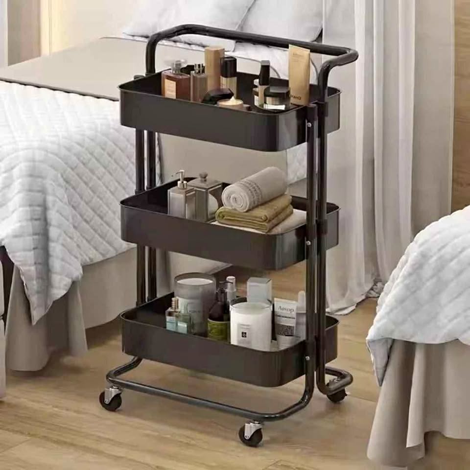 RANGEMENT SUR ROULETTES