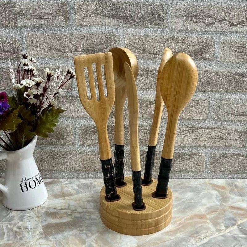 LOUCHES EN BAMBOU NOIR