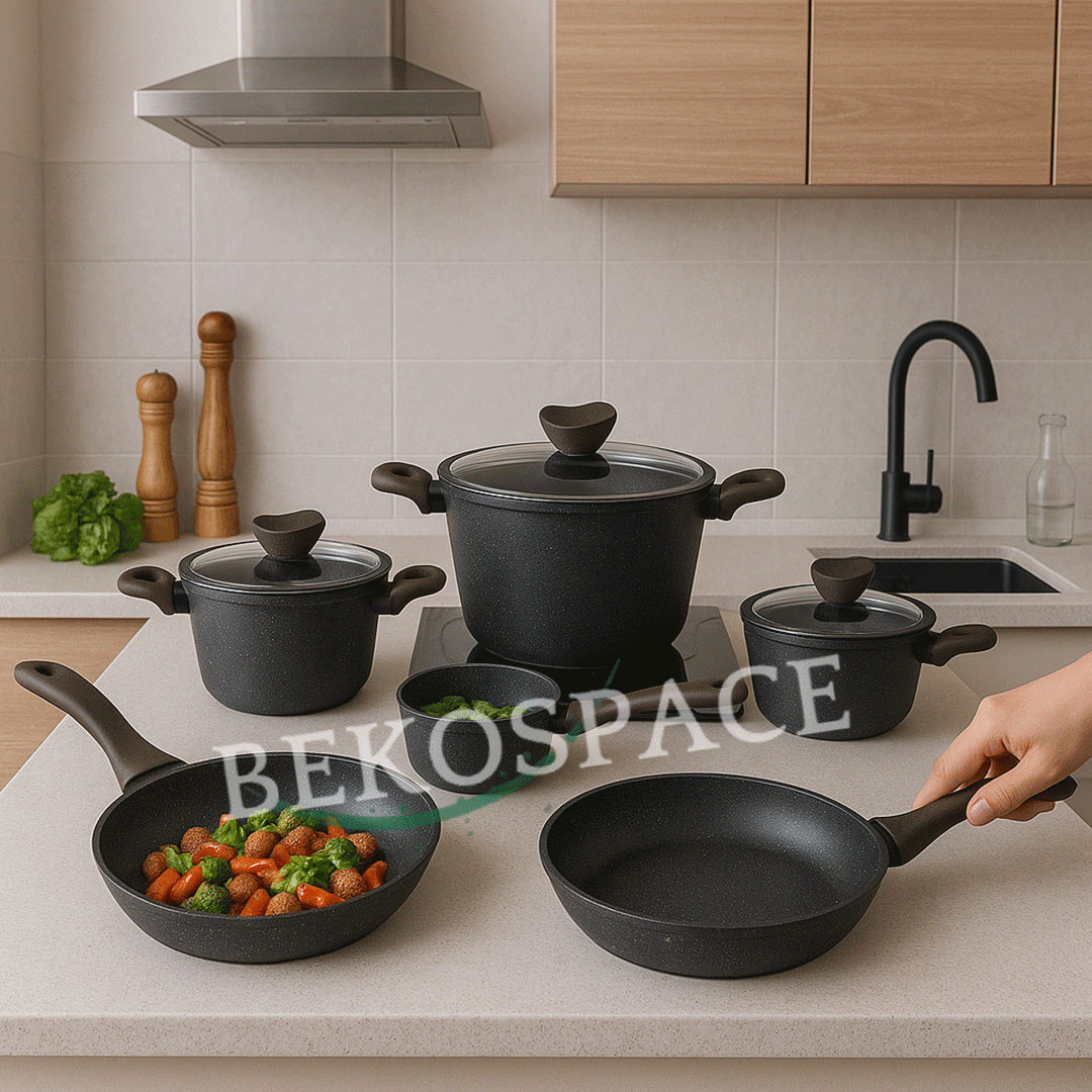 BATTERIE DE CUISINE MINIMALISTE EN GRANITE