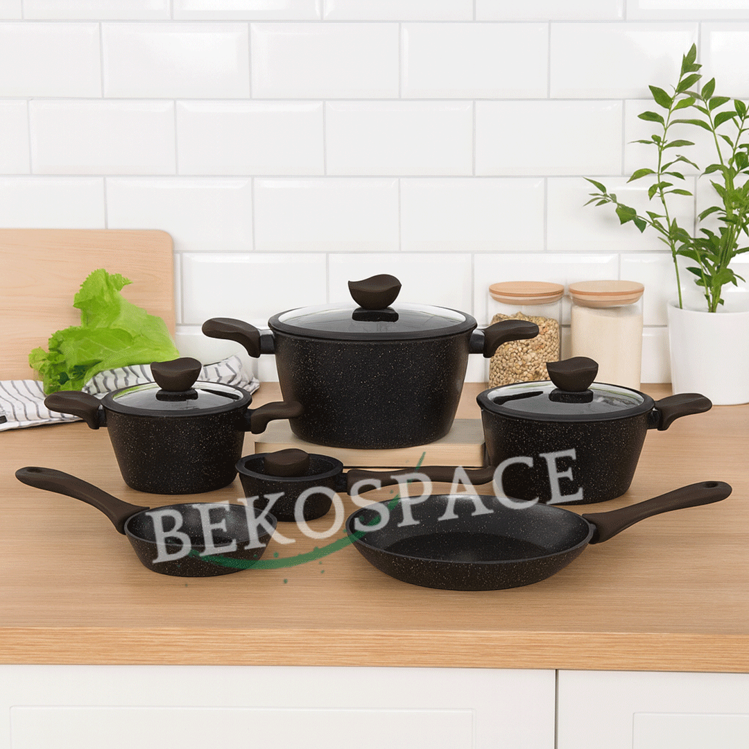 BATTERIE DE CUISINE MINIMALISTE EN GRANITE